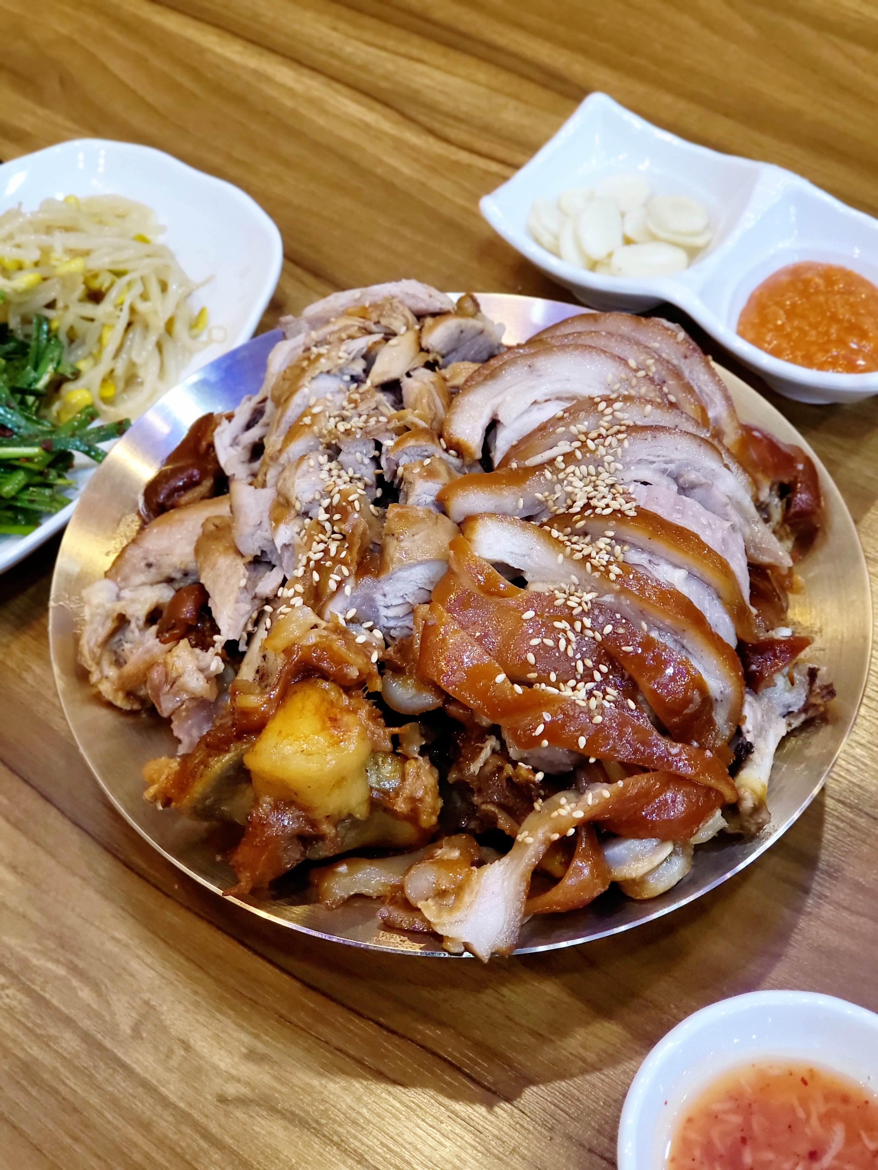 흡이족발